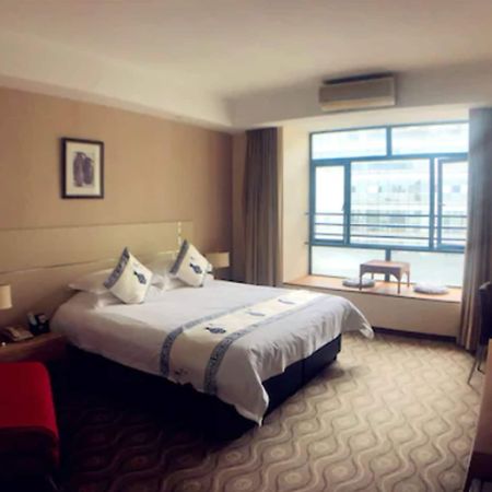Urban Hotel Sanghaj Kültér fotó