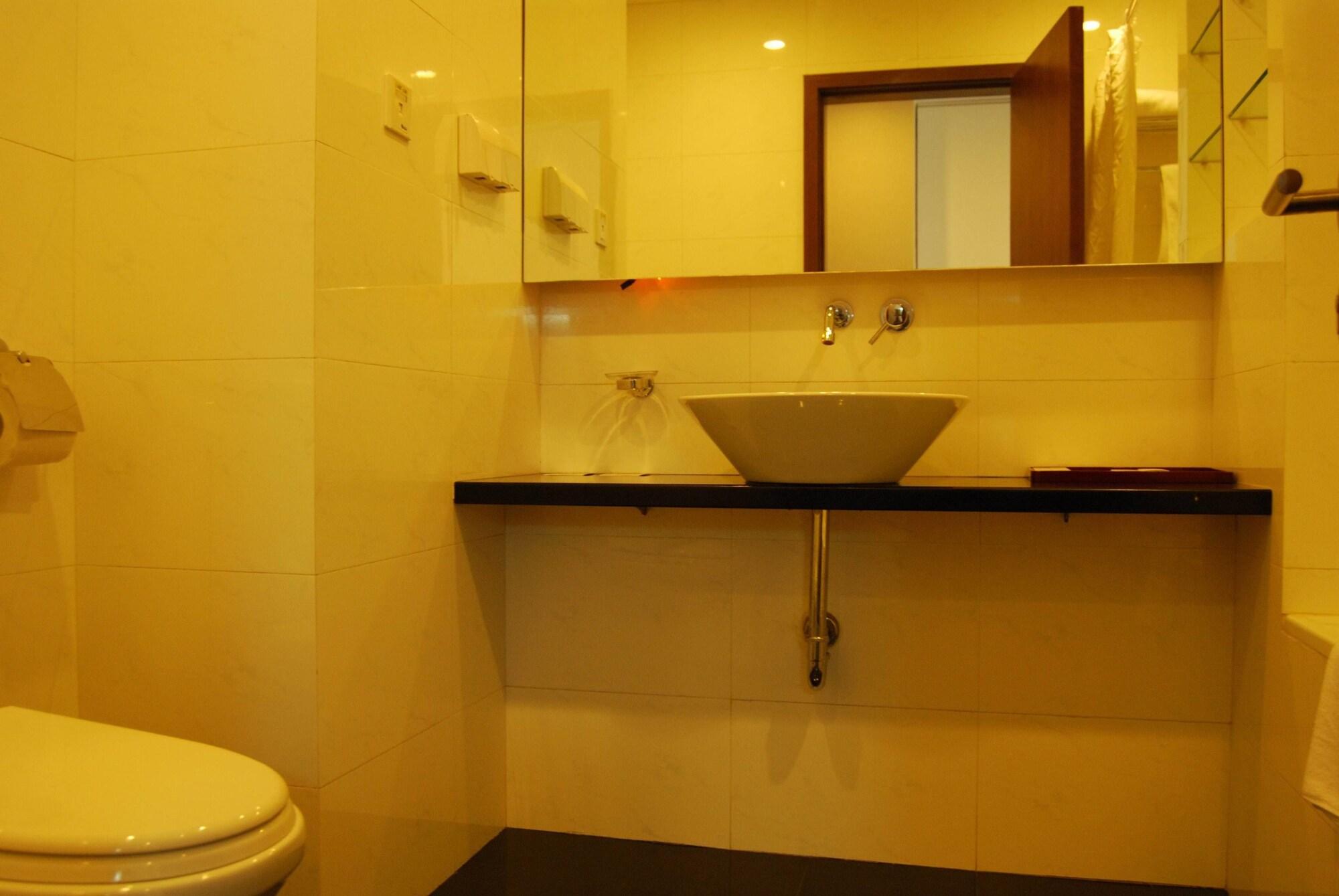 Urban Hotel Sanghaj Kültér fotó